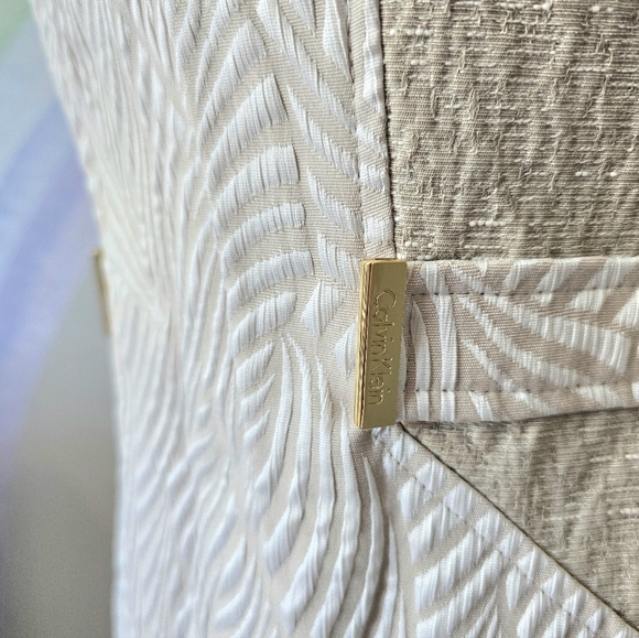 Calvin Klein | Size 6 | Ivory Tan Zebra Print Textured Color Block - Picture 3 of 15